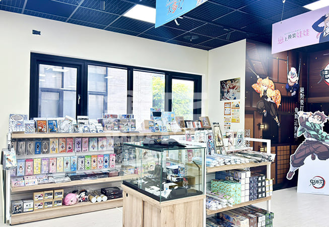 動漫商店-實做案例 - 鑫匠室內裝修設計